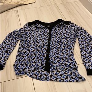 Like new forever 21 patterned button down chiffon